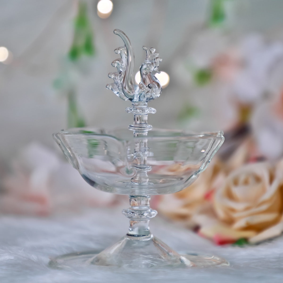 Crystal Handcrafted Seated Oil Lamp — false