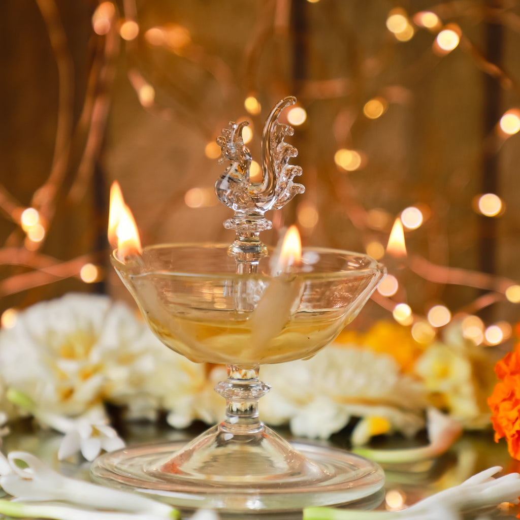 Crystal Handcrafted Seated Oil Lamp — false