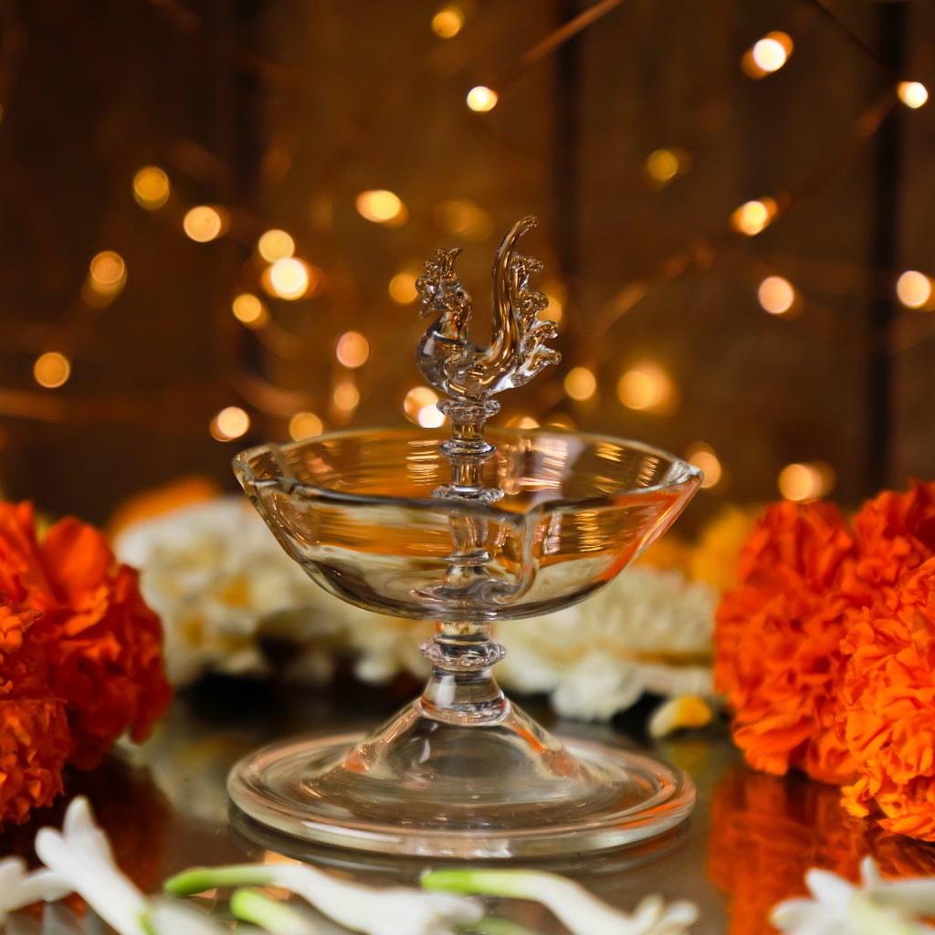Crystal Handcrafted Seated Oil Lamp — false