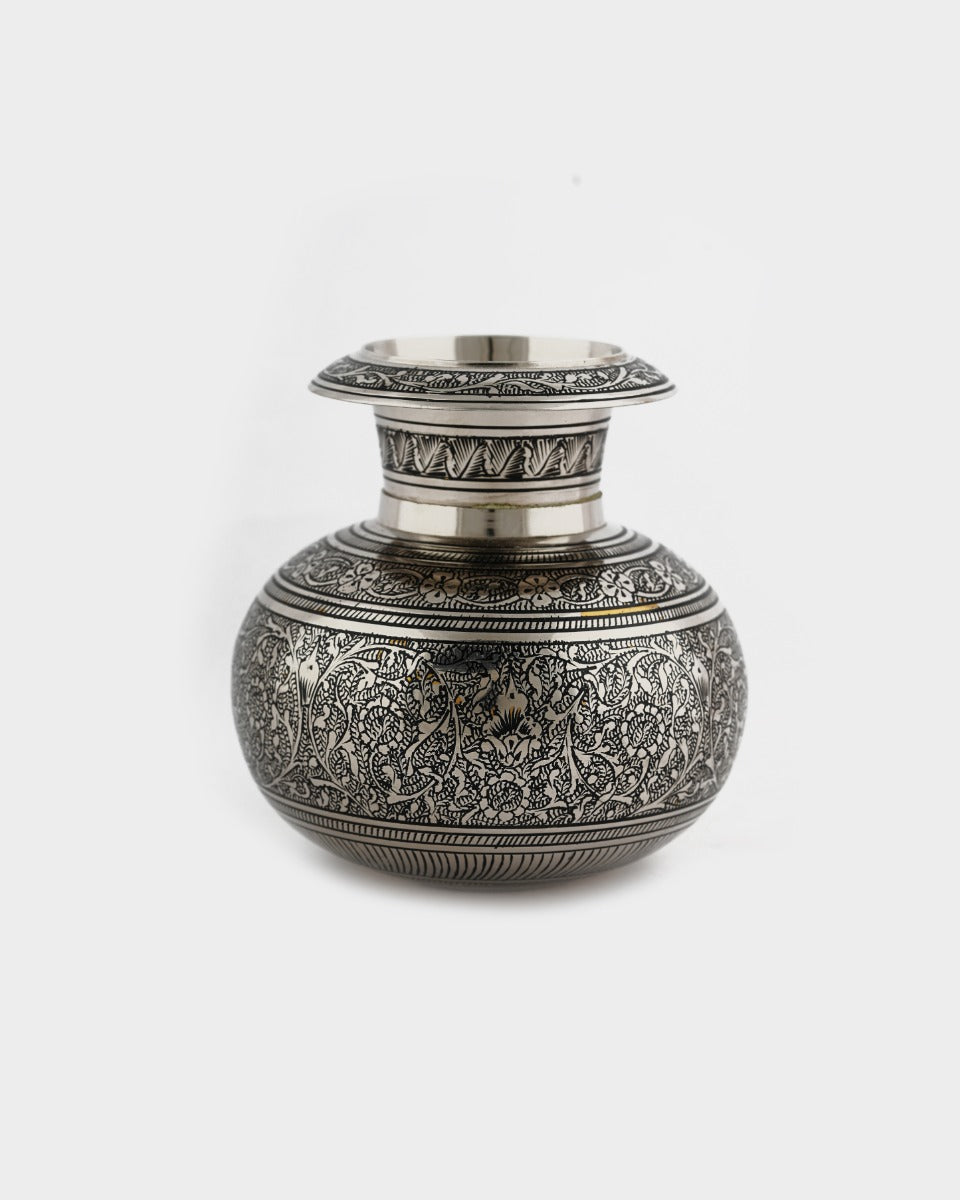 Brass Handcrafted 'Lutiya' Pot Marori Work — false
