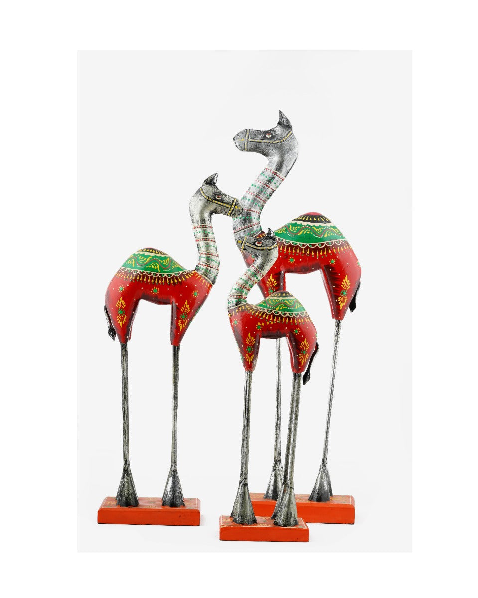Metal Camel Decorative Showpiece — false