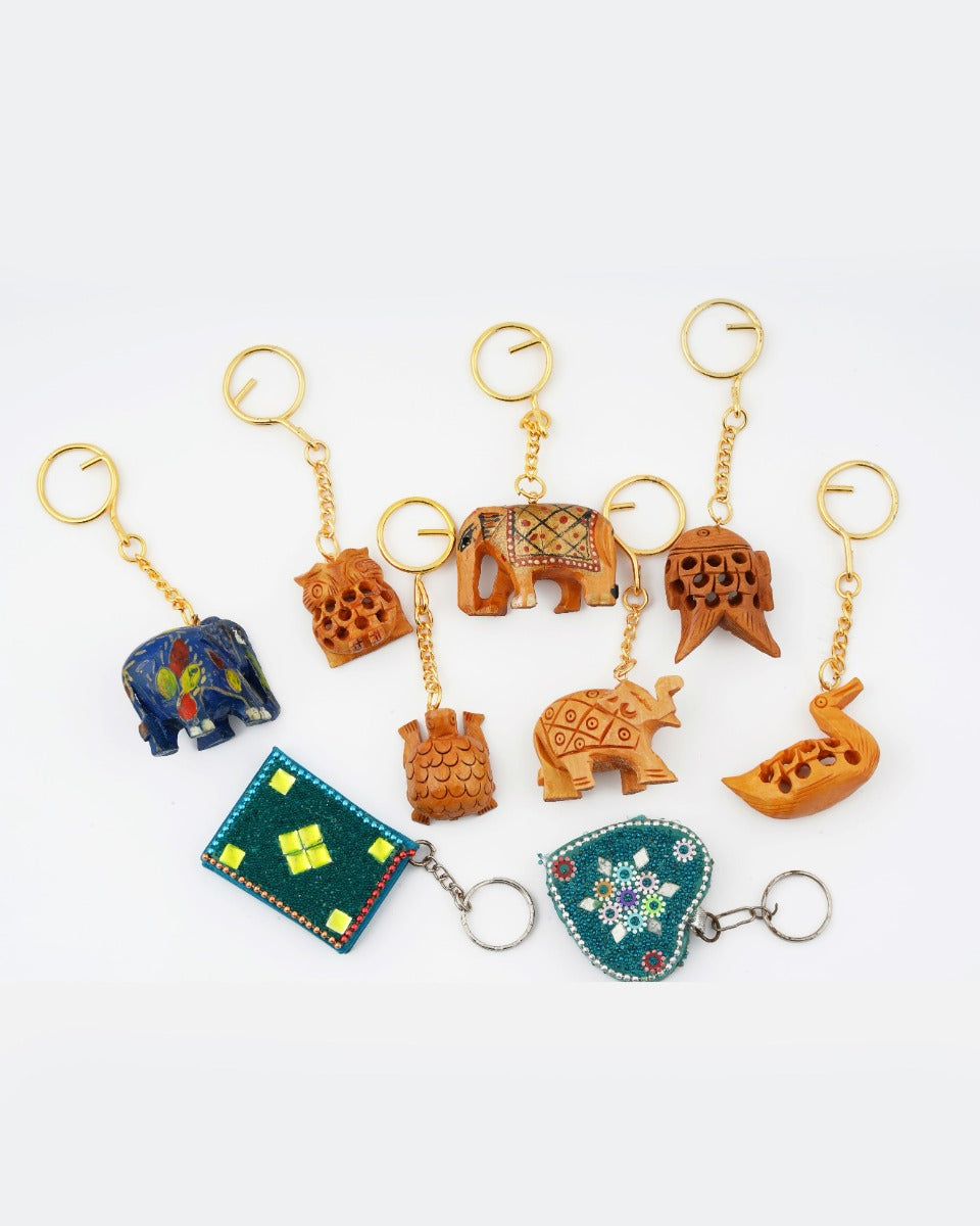 Handcrafted Assorted Key Chain - Pack of 50 — false