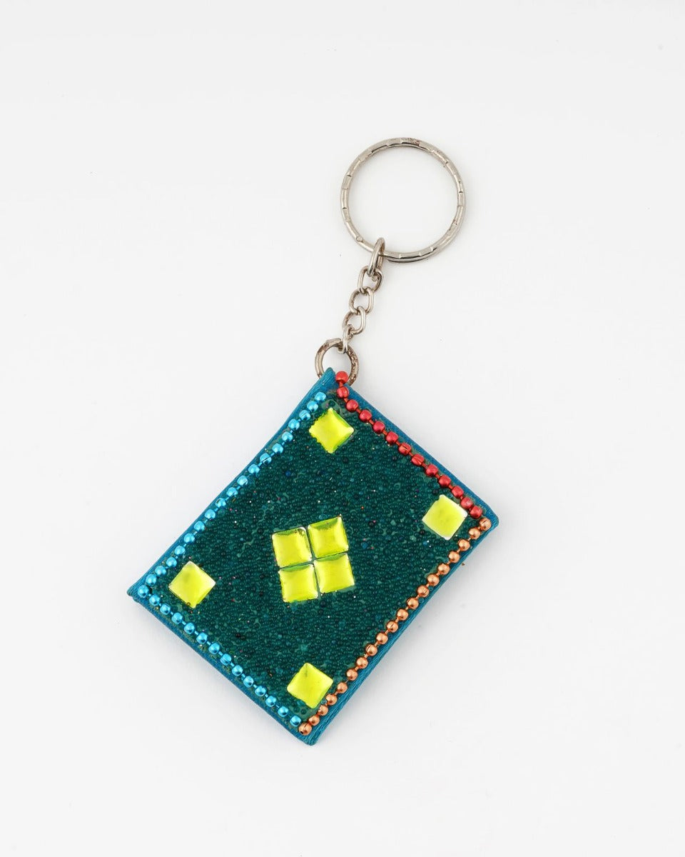 Handcrafted Assorted Key Chain - Pack of 50 — false