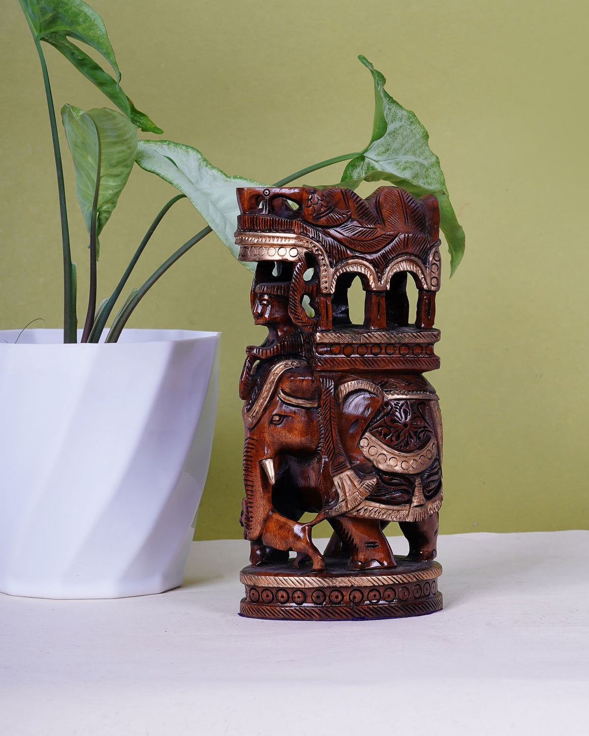Handcrafted Elephant Ambari — 8 inch
